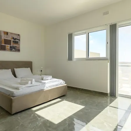 Staytopus Bella Vista Gozo New Xagħra