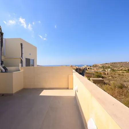 Staytopus Bella Vista Gozo New Xagħra